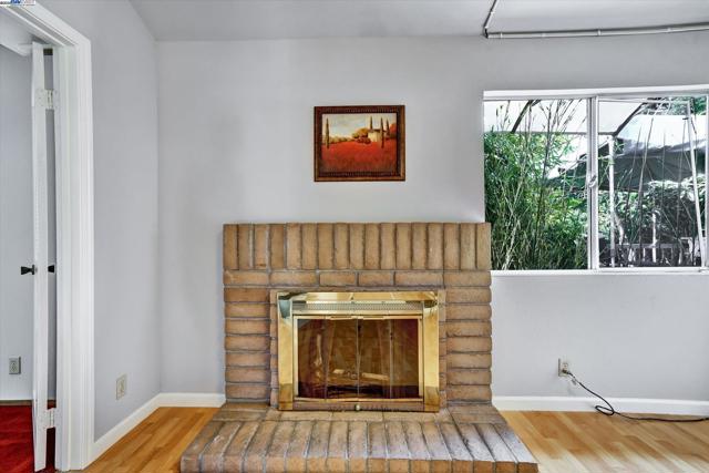 4909 Romeo, Fremont CA: https://media.crmls.org/mediaz/037d2ba6-4ea8-460a-8a5c-473e4187cd6c.jpg