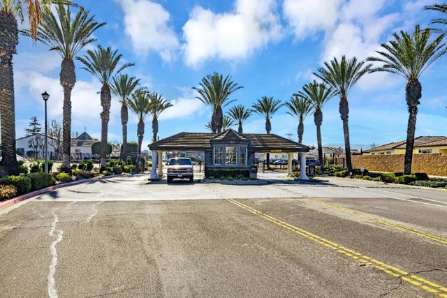 197 Summerset Drive, Brentwood CA: https://media.crmls.org/mediaz/037ef070-c583-46cd-a4db-546f5381643b.jpg