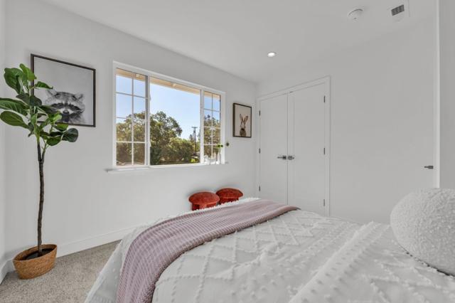 23951 Spalding Avenue, Los Altos CA: https://media.crmls.org/mediaz/037ef690-df09-468b-ac49-73ddaf173512.jpg