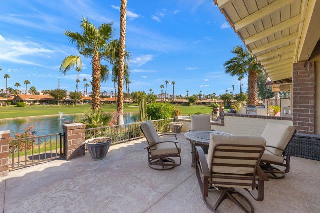 Image 40 of 48 For 352 Villena Way