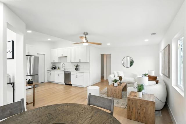 Detail Gallery Image 11 of 30 For 5885 Lynn St, San Diego,  CA 92105 - 3 Beds | 2 Baths