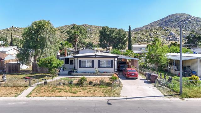 Detail Gallery Image 1 of 19 For 31163 Allen Ave, Homeland,  CA 92548 - 2 Beds | 2 Baths