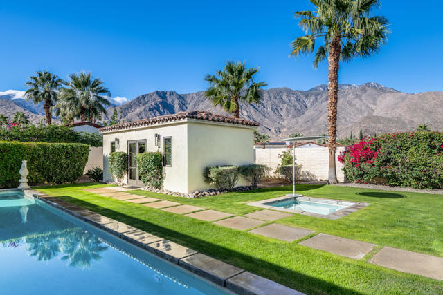 3085 Arroyo Seco, Palm Springs CA: https://media.crmls.org/mediaz/03824f7c-e5a0-4309-b225-5f30164fdc7f.jpg