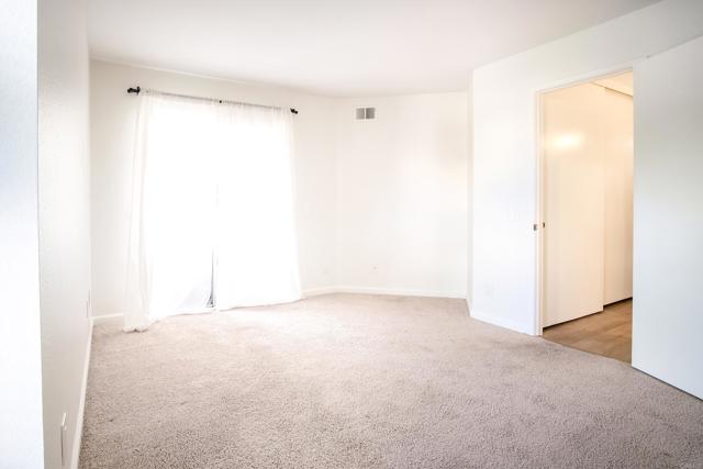 Detail Gallery Image 14 of 26 For 7067 Camino Revueltos #310,  San Diego,  CA 92111 - 2 Beds | 2 Baths