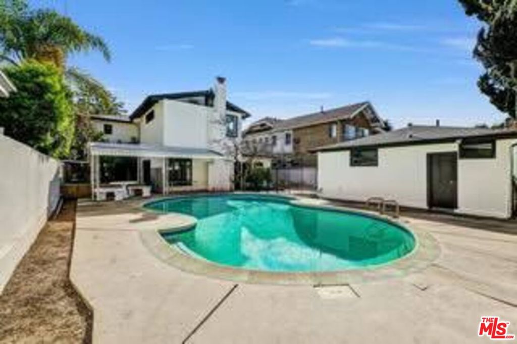 MLS #26864391 image #2