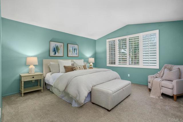 3071 Sprucewood Ln, Escondido CA: https://media.crmls.org/mediaz/03848e6f-54c2-49c6-b78d-2ea01e816829.jpg