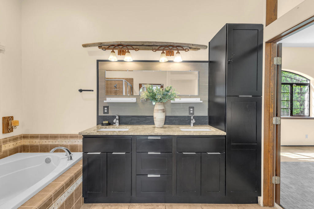 MLS #219133550PS img 53