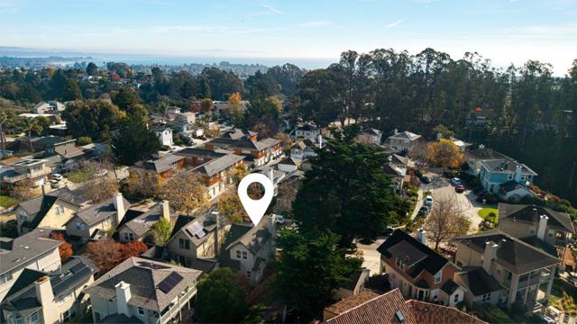 242 Cypress, Santa Cruz CA: https://media.crmls.org/mediaz/038525e4-6ea4-419e-8be1-3dc38191e9ef.jpg
