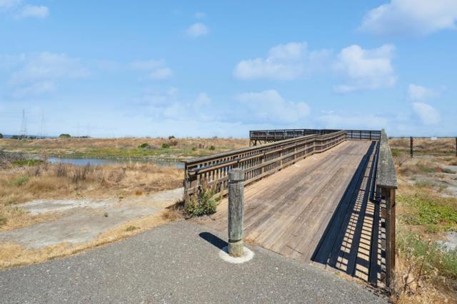 410 Krystallos Lane, Redwood City CA: https://media.crmls.org/mediaz/03854b50-2f0f-4365-94df-ff8da5b2a463.jpg