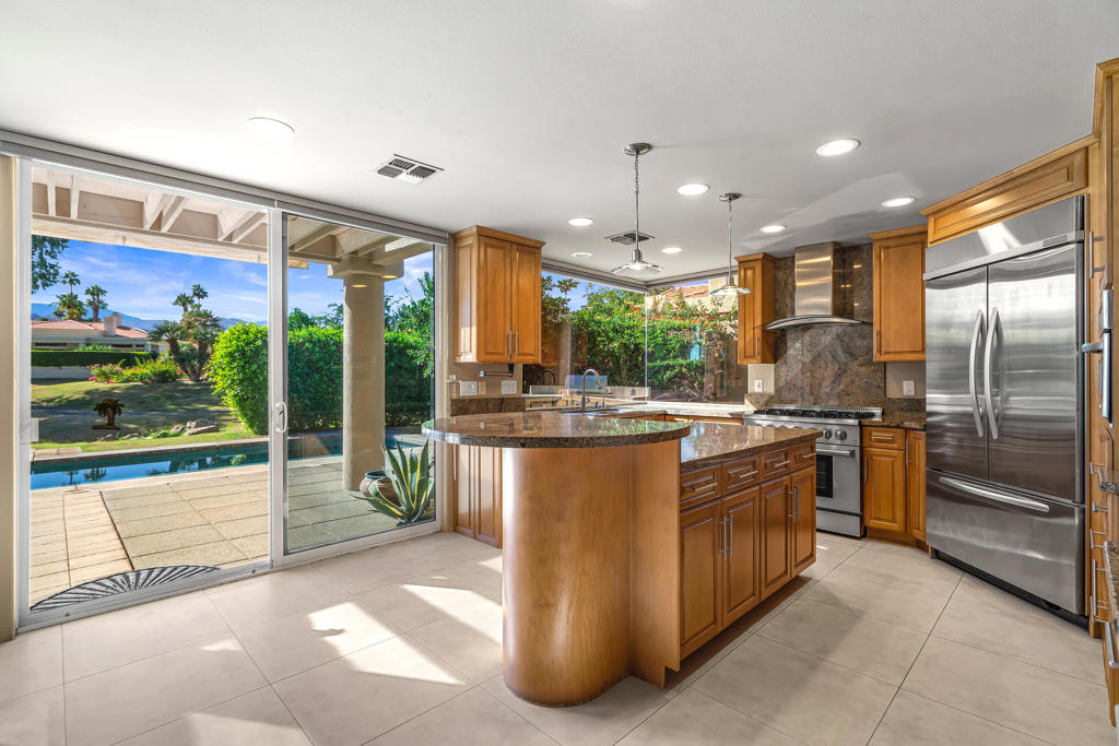 MLS #219136662DA image #5