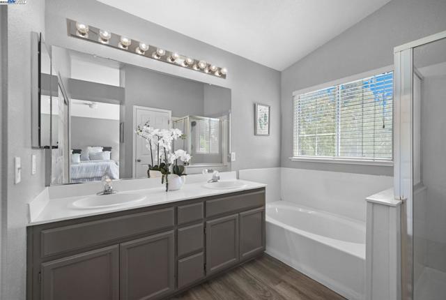 96 Trixie Dr, Livermore CA: https://media.crmls.org/mediaz/03865660-f0b1-4e8f-8760-77a9ddfb46a2.jpg
