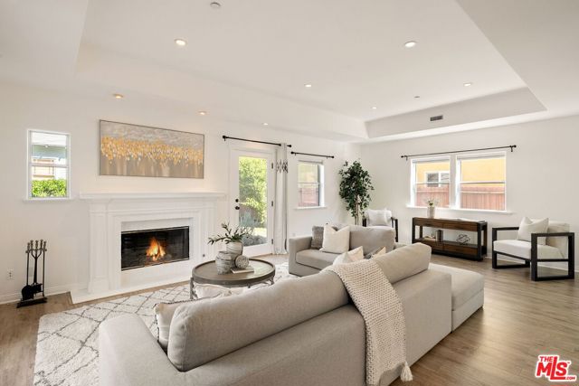 4224 Madison Avenue, Culver City CA: https://media.crmls.org/mediaz/0386fb42-269f-4717-a8d3-8c2447ad2d8a.jpg