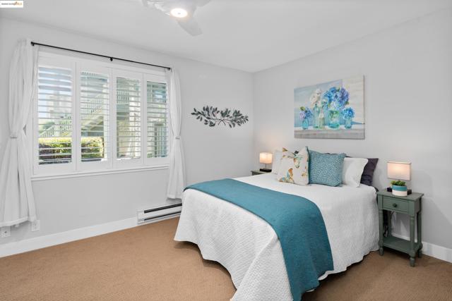 197 Lakeshore Ct, Richmond CA: https://media.crmls.org/mediaz/0387f5e1-87bc-4d3b-8446-9a1ffbd2869d.jpg