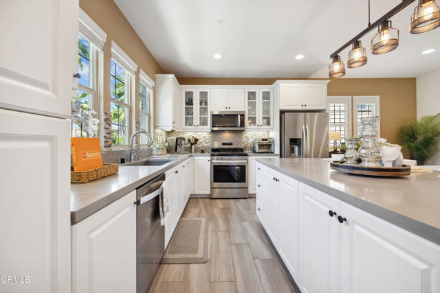 Detail Gallery Image 15 of 67 For 865 Orchid Way a,  Azusa,  CA 91702 - 3 Beds | 3/1 Baths