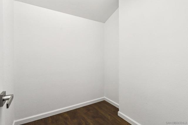 13080 Camino Del Valle, Poway CA: https://media.crmls.org/mediaz/0388de3c-c1b7-48af-8f61-7abde3e0473f.jpg