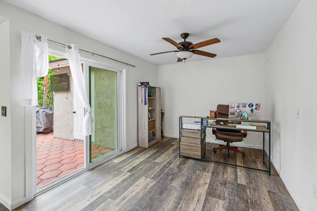 2836 Hillsboro Court - photo 9