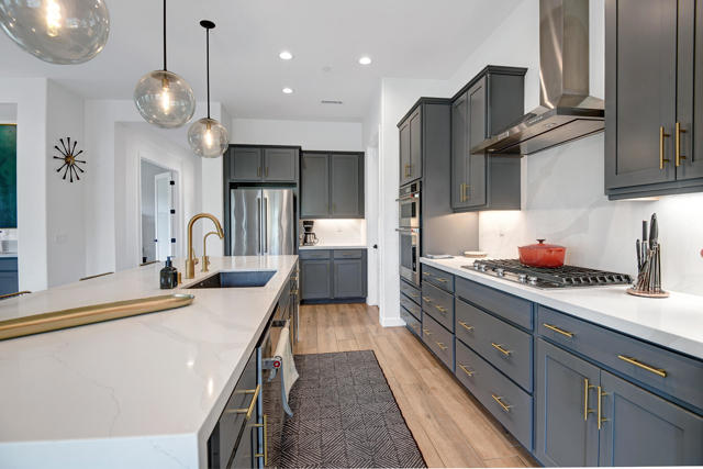 33 Magnum, Rancho Mirage, CA 92270