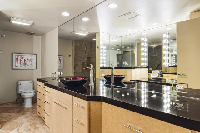 899 Island Drive #402, Rancho Mirage, CA 92270