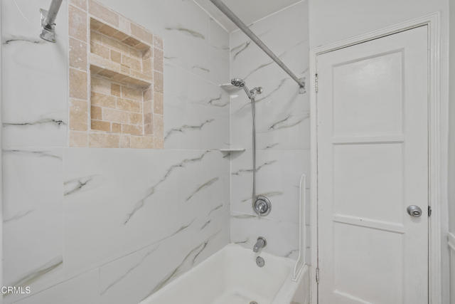 Detail Gallery Image 11 of 24 For 1268 Mentone Ave, Pasadena,  CA  - – Beds | – Baths