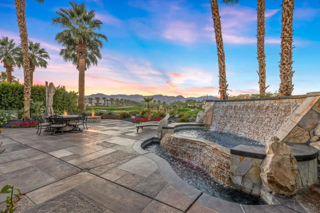 50605 Verano Drive, La Quinta CA: https://media.crmls.org/mediaz/038c30b4-158a-433e-9311-c3745787bf0d.jpg