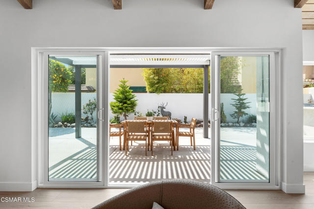 1161 Triunfo Canyon Road, Westlake Village CA: https://media.crmls.org/mediaz/038c36c1-26b5-4f6e-af20-b83706aac64f.jpg