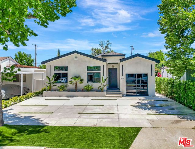 5730 Lasaine Avenue photo 2