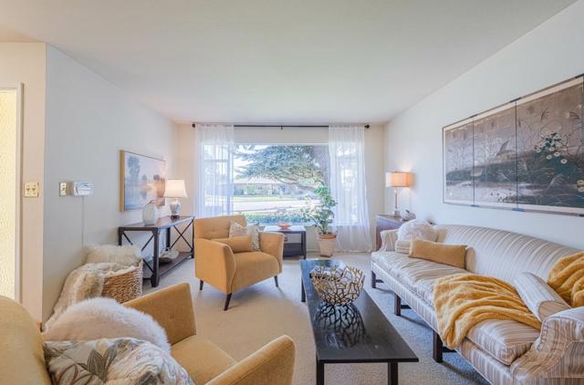 17 San Marcos Court, Salinas CA: https://media.crmls.org/mediaz/038e0243-f7b8-4277-9e64-bccc299f140c.jpg