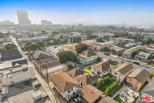 Image 22 of 40 For 528 Daisy Avenue