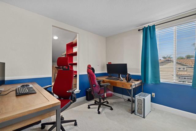 Detail Gallery Image 39 of 54 For 7004 Vista Olas, Carlsbad,  CA 92009 - 5 Beds | 3 Baths