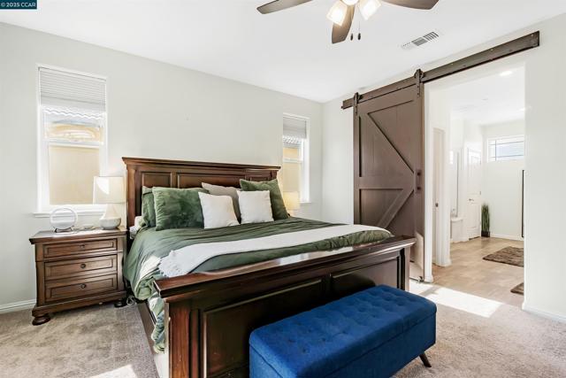 158 Wooley Creek Way, Brentwood CA: https://media.crmls.org/mediaz/038fcc8b-8958-482d-b1d3-600272bf8ed6.jpg