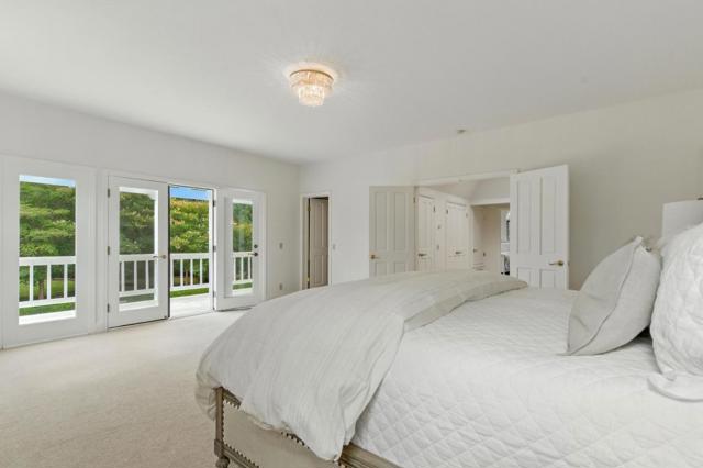 14210 Berry Hill Court, Los Altos Hills CA: https://media.crmls.org/mediaz/03906877-9047-47b8-a0ea-2d65afcd3da2.jpg