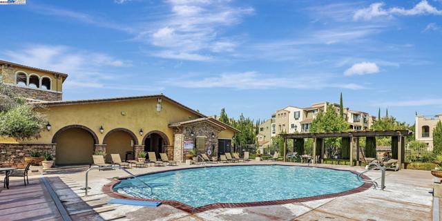 3579 Rimini Ln, Dublin CA: https://media.crmls.org/mediaz/039109de-a454-4ecb-bd3d-882d3e8ab817.jpg