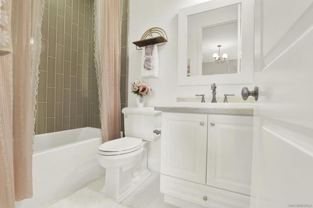8366 The Landing Way, San Diego CA: https://media.crmls.org/mediaz/03929edc-a248-4b25-ae63-82357734213a.jpg