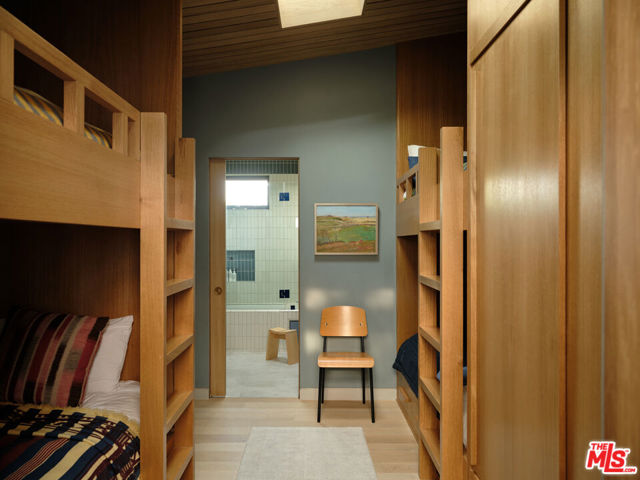6738 Wildlife Road photo 16