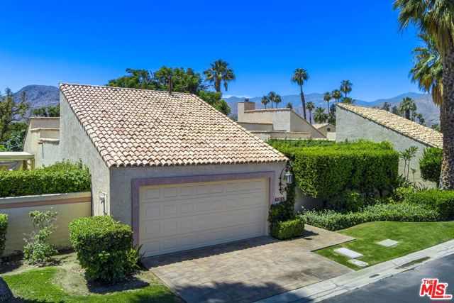 69385 Avenida De Las Montanas, Cathedral City CA: https://media.crmls.org/mediaz/03938504-6a1e-4186-92ff-9ccaa93d5f2a.jpg