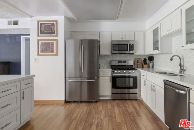 6771 Springpark Avenue, 102A photo 7