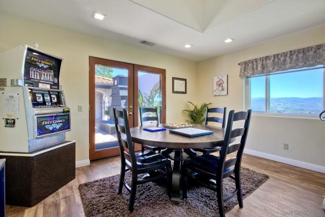 2064 Santa Margarita Dr., Fallbrook CA: https://media.crmls.org/mediaz/03945648-c5b3-4162-acd6-079806273bc1.jpg