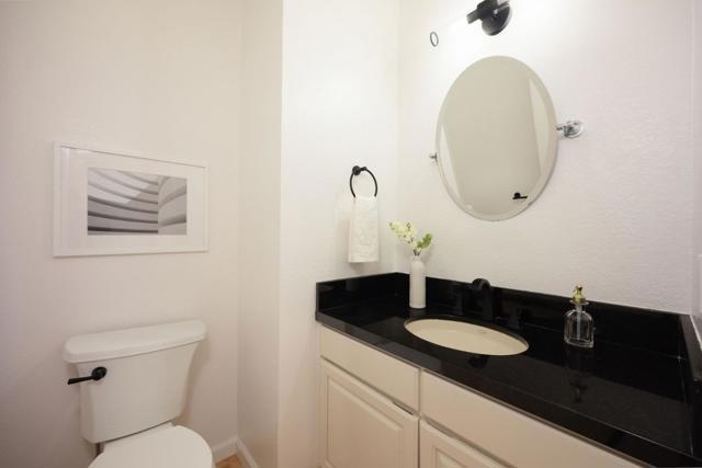 608 Silver Avenue, Half Moon Bay CA: https://media.crmls.org/mediaz/0394782c-4bb3-4a63-b584-3147b0f6160b.jpg