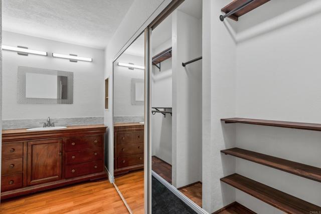 992 Lupine Hills Dr., Vista CA: https://media.crmls.org/mediaz/0395e112-9eec-4581-be4b-1917c49306f2.jpg
