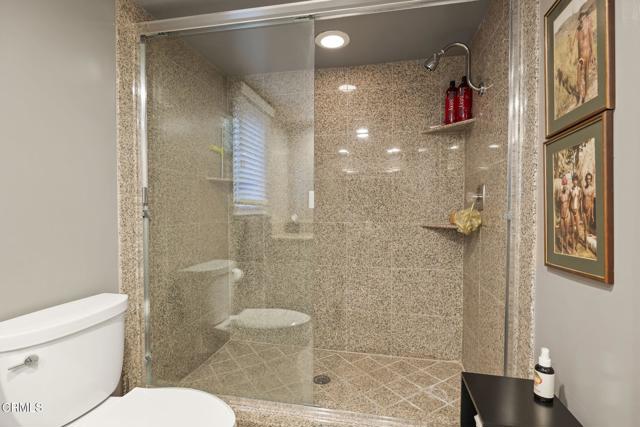 Detail Gallery Image 25 of 38 For 2666 Bayshore Ave, Ventura,  CA 93001 - 5 Beds | 3 Baths