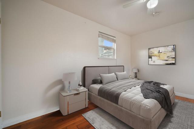 10510 East Court, Oakland CA: https://media.crmls.org/mediaz/0398b597-157b-40c7-b3b6-15cca129d5ff.jpg