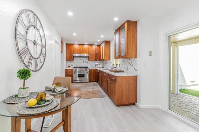 759 Camelback Road, Pleasant Hill CA: https://media.crmls.org/mediaz/03991301-9902-4446-b47e-ef2e5cc38c6b.jpg
