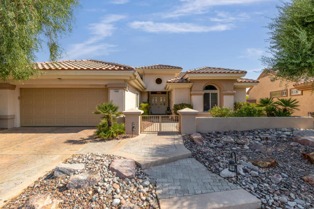 78626 Blooming Court, Palm Desert CA: https://media.crmls.org/mediaz/039ac8b9-04b7-4c20-8cd8-230bf719ac0b.jpg