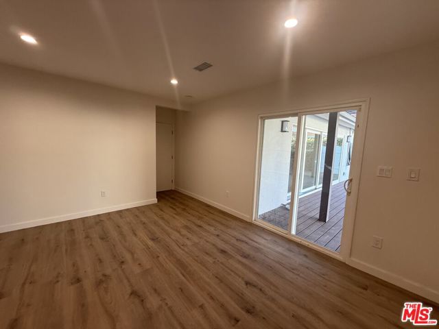 6159 Sylvia Avenue, Tarzana CA: https://media.crmls.org/mediaz/039e13c5-ad33-4608-9b91-0cafbb2f242a.jpg