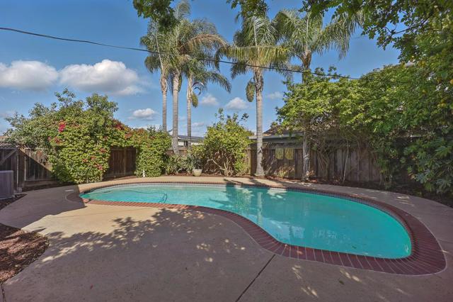 4510 Calaveras Avenue, Fremont CA: https://media.crmls.org/mediaz/039f3d99-5647-4921-9527-7612ffffeff1.jpg