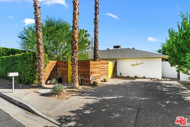 3963 E Calle San Antonio, Palm Springs, CA 92264