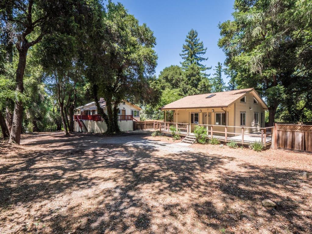 54765480 Jackson Way