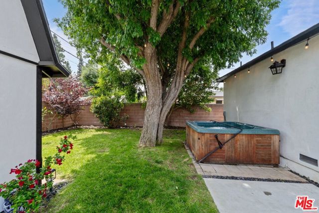 5216 Fidler Avenue, Lakewood CA: https://media.crmls.org/mediaz/03a26d2d-92d2-41ae-a055-ec5b366163c8.jpg