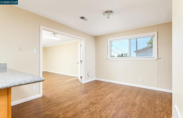 345 Swan Way, Vallejo CA: https://media.crmls.org/mediaz/03a278b6-f738-4f70-8c0e-de6c065dc554.jpg