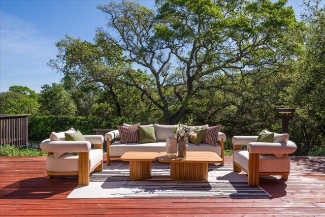 50 Bear Gulch Drive, Portola Valley CA: https://media.crmls.org/mediaz/03a4237d-df65-44a1-97a4-832bb70ce164.jpg